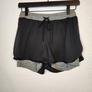 Champion Black and Marled Gray Athletic Shorts Women’s Size M